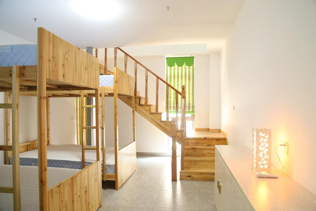 Tunxi Huangshan Daylight International Youth Hostel חדר תמונה